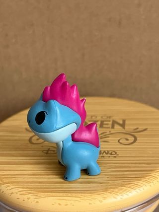 Figura Lagartija bruni Fuego Frozen