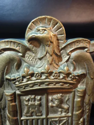 Escudo Águila Plus Ultra Una Grande y Libre