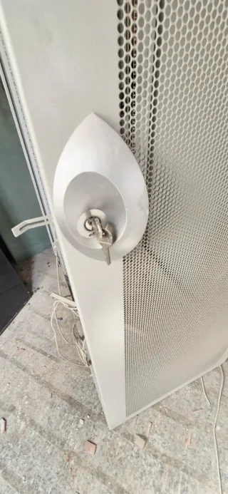 Rack de servidor usado