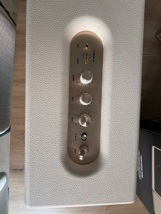 Altavoz Marshall Stanmore III Crema Bluetooth