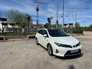 Toyota Auris 2013