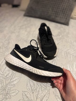 Nike Revolution Zapatillas Negras