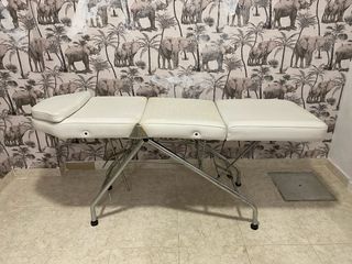 Camilla de estética plegable blanca