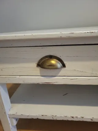 Mesa de centro de madera blanca