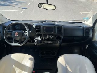 Autocaravana fiat ducato marca RIMOR SEAL 3