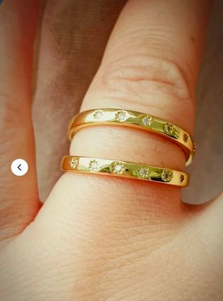 Anillo laminado en oro de 18k