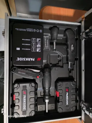 2 taladros + 4 baterías + maletin