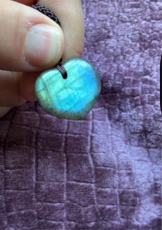 Corazón de labradorita