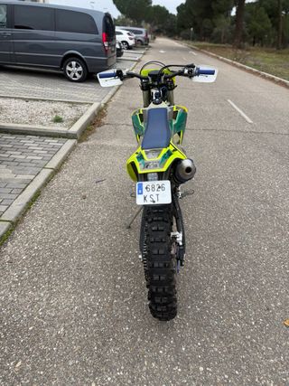 Husqvarna TE 300 Enduro Moto