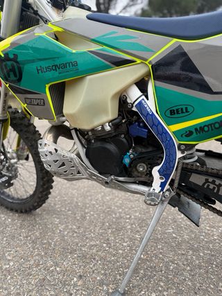 Husqvarna TE 300 Enduro Moto