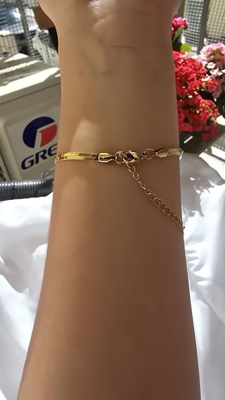 Pulsera dorada eslabones