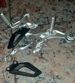 Estriberas BMW S 1000 RR 2019-2025