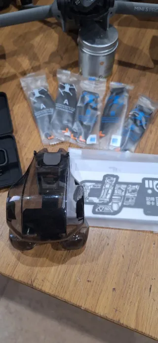 DJI Mini 5 Pro Fly More Combo + care refres activo