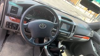 Toyota Land Cruiser 2005