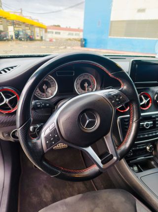 Mercedes-Benz Clase A250 AMG