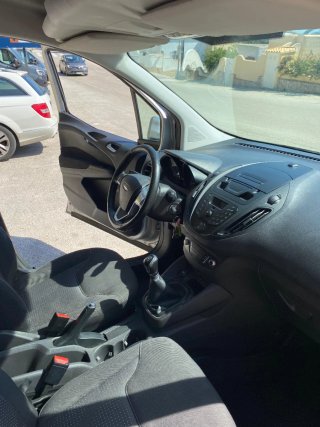 Ford Transit Courier 2017