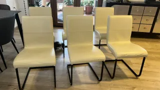 Juego de 4 sillas de piel beige