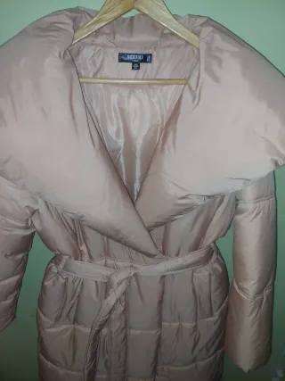 Abrigo elegante acolchado rosa pastel Missguided
