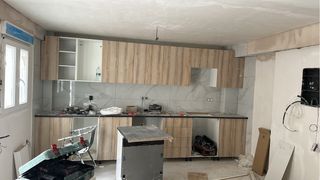 Busco albañil ofecial de primera con experiencia