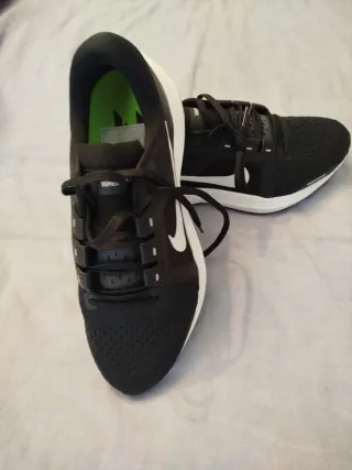Zapatillas Nike Air Zoom vomero Talla 42.5