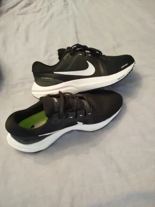 Zapatillas Nike Air Zoom vomero Talla 42.5