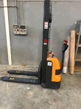 Apilador eléctrico MB/EUROPEA Litio