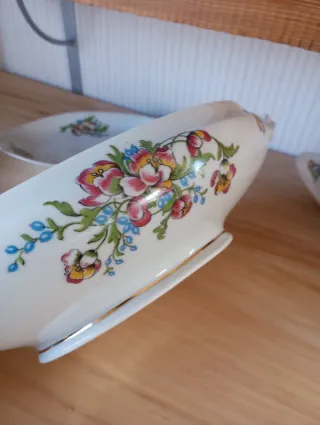 Sopera Legumbrera Porcelana Francesa Floral