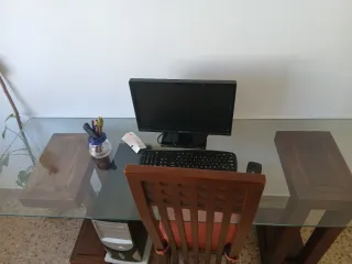 Escritorio Madera Teca y Cristal