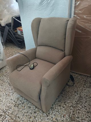 Sillón relax elevador beige