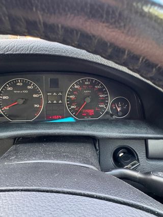 Audi A6 1995 atomatico conducción por la derecha