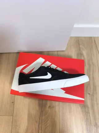 Zapatillas Nike Charge Suede Negras Talla 43