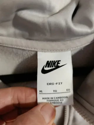 Chaqueta Nike Beige con Cremallera