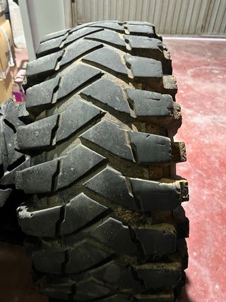 Maxxis Trepador 35 Neumáticos patrol Y61