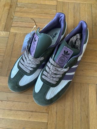 Zapatillas Adidas Verdes y Moradas