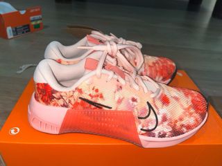 Nike Metcon 9 Mujer Rosa/Rojo
