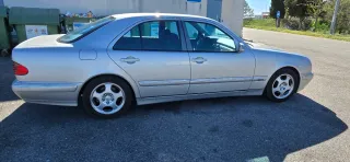 Mercedes-Benz Clase E 2001