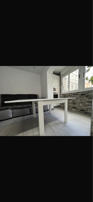 Mesa de cocina/comedor blanca