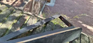 Soportes para estantería metálicos y de madera