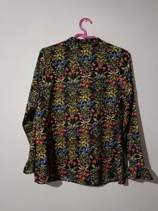 Blusa Estampada Compañía Fantástica