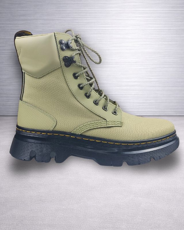 Dr Martens Tarik  Pale Olive 44 Nuevas Hombre
