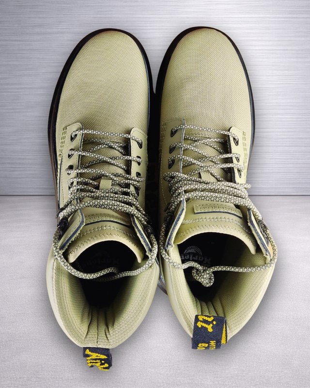 Dr. Martens Tarik Pale Olive T44 Nuevas Hombre