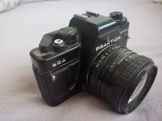 Cámara Analógica Praktica BCA Negra
