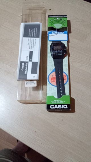 Reloj Casio CMD-40 sin uso.