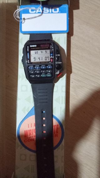 Reloj Casio CMD-40 sin uso.
