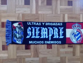 Écharpe De Football Real Madrid Vintage – Bande Violette Sous L'écusson – Neuve