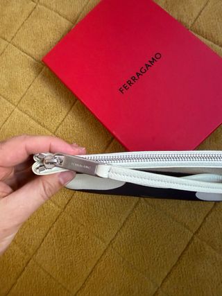 Pochette Ferragamo Blu e Bianco