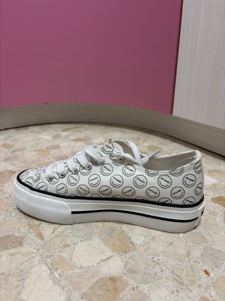 Zapatillas D.Franklin Blancas con Dibujos