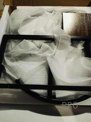 Mesa de centro estrecha