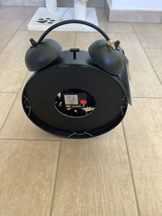 Orologio da tavolo in metallo nero