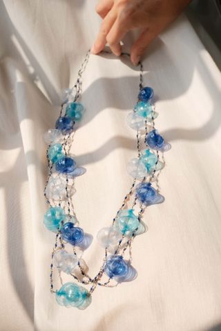 Colar comprido com 3 voltas em arame